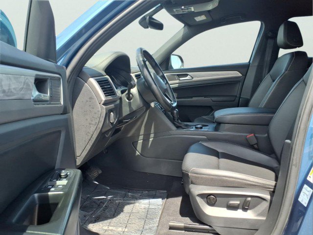Used 2020 Volkswagen Atlas Cross Sport SE AWD/4WD image 14
