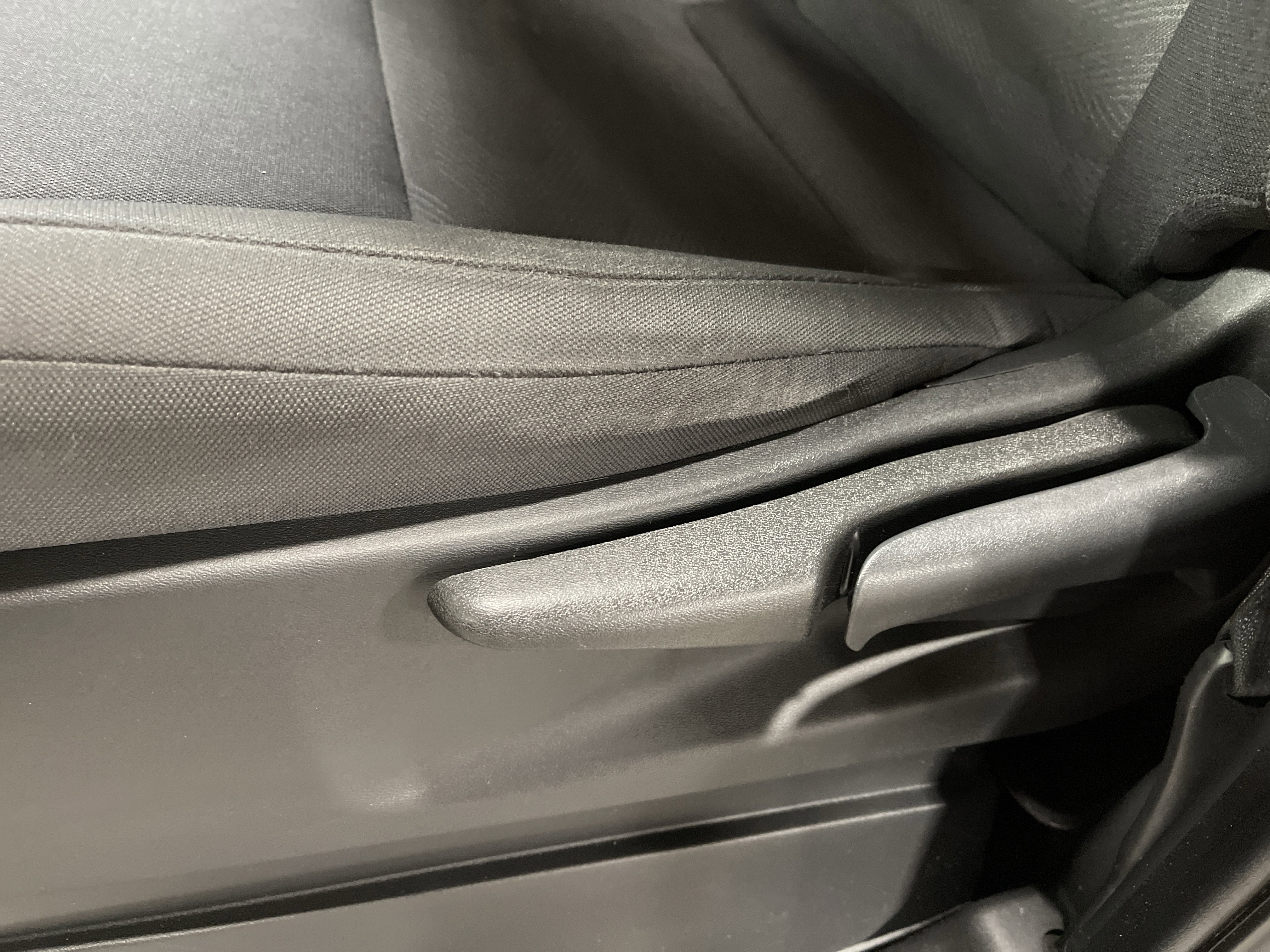 Used 2022 Nissan Frontier S w/ Technology Package image 12