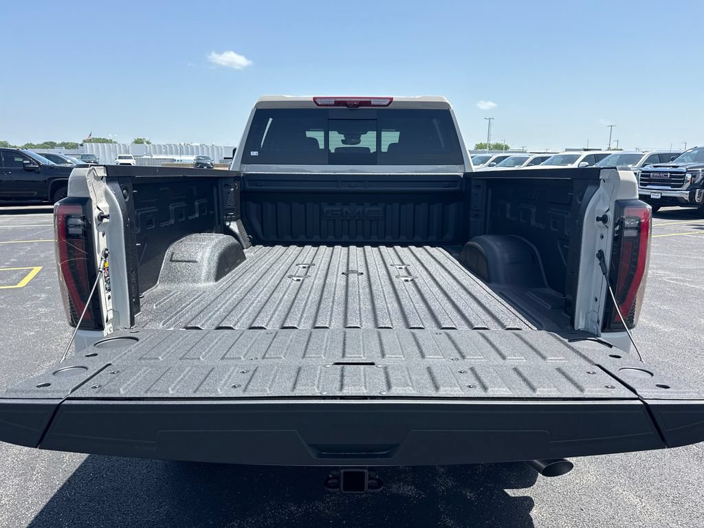 New 2026 GMC Sierra 2500 AT4 w/ AT4 Premium Plus Package AWD/4WD image 34