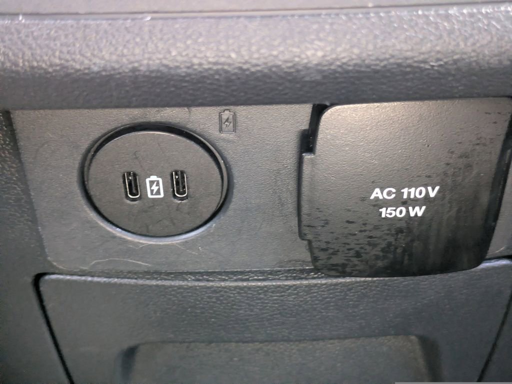 Used 2025 Ford Explorer Platinum image 20