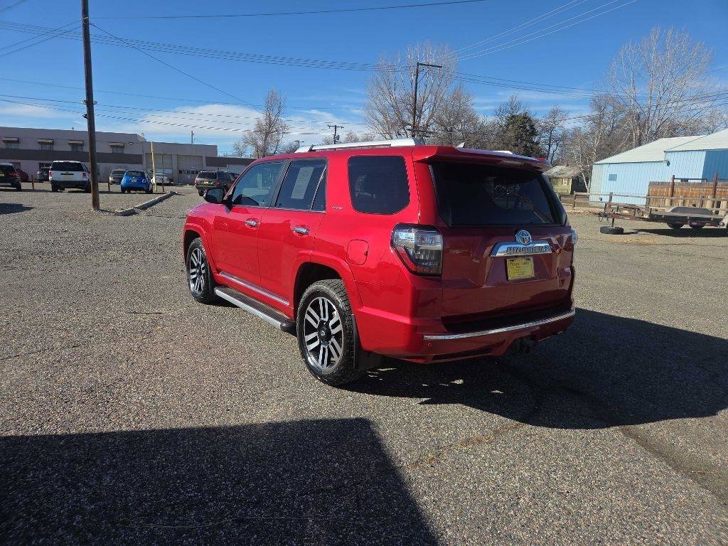 Used 2014 Toyota 4Runner SR5 AWD/4WD image 3