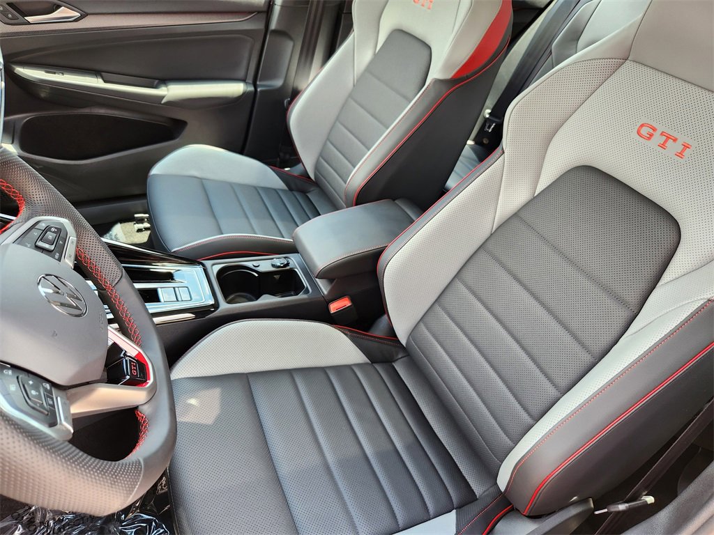 New 2025 Volkswagen GTI SE image 6