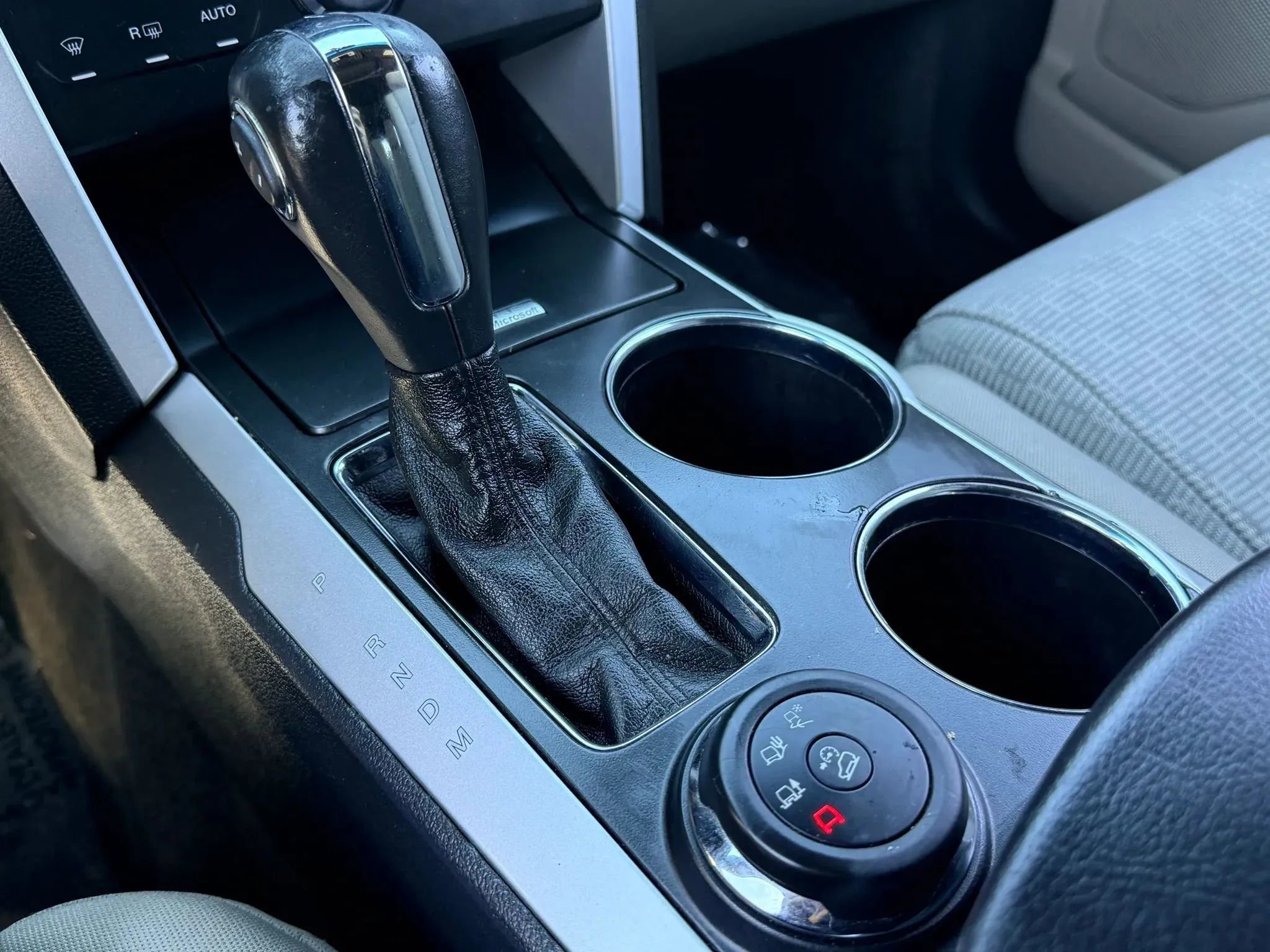 Used 2013 Ford Explorer XLT AWD/4WD image 28