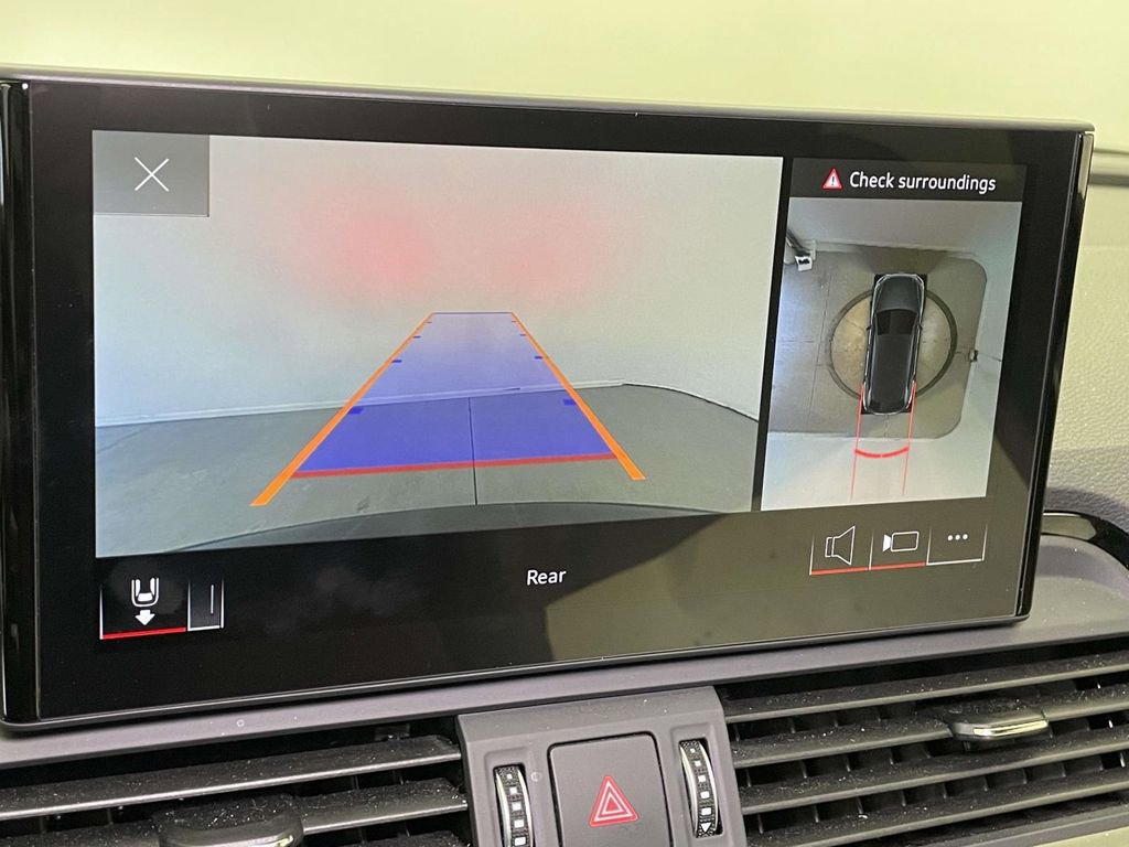 Certified 2025 Audi Q5 2.0T Premium Plus image 32