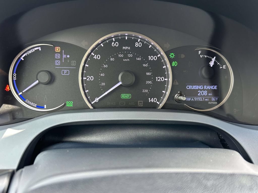Used 2016 Lexus CT 200h w/ Navigation Package FWD image 26