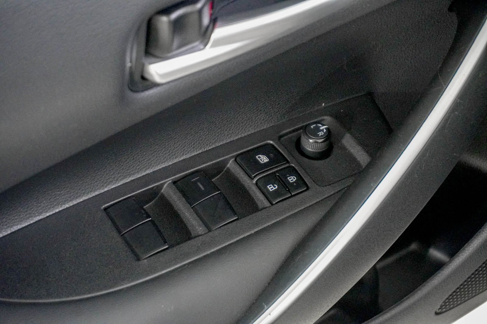 Used 2022 Toyota Corolla SE image 17