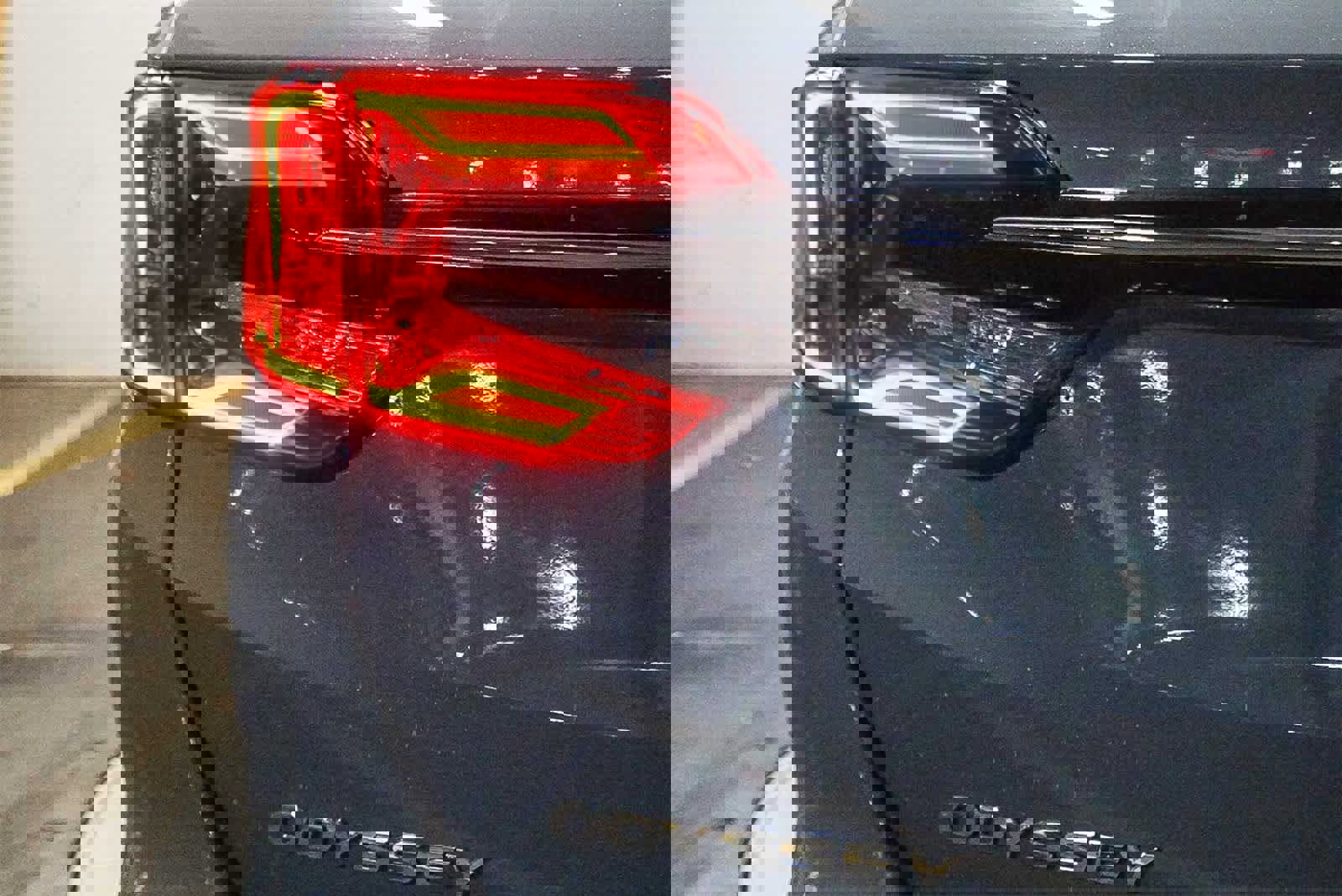 Used 2023 Honda Odyssey Elite image 12