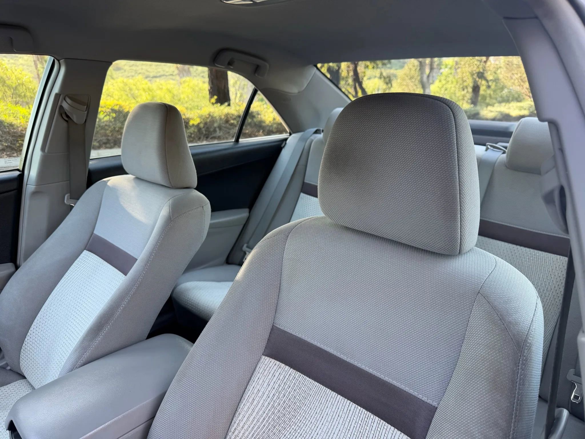 Used 2013 Toyota Camry LE image 12