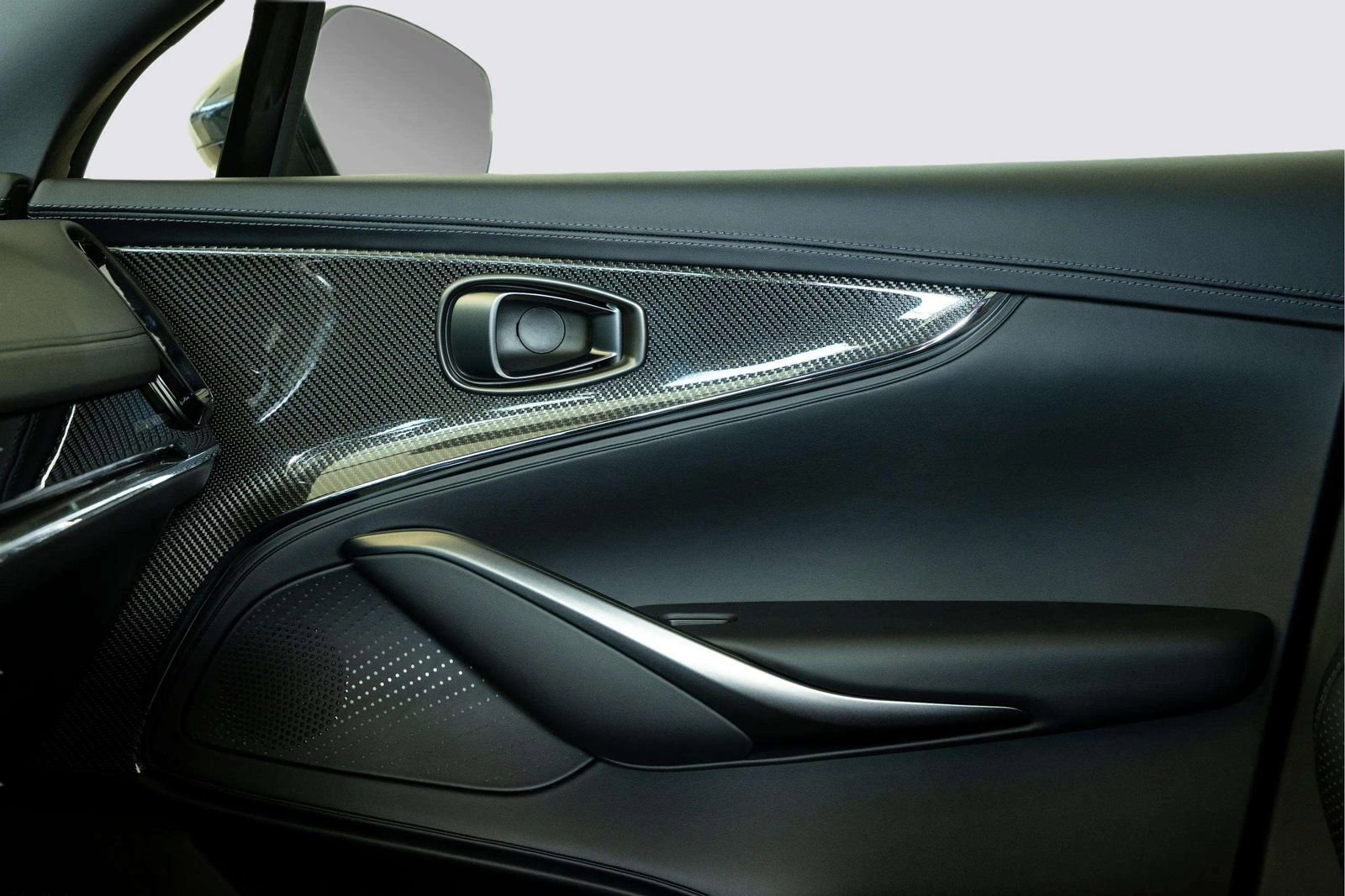 New 2026 Aston Martin DBX S image 16