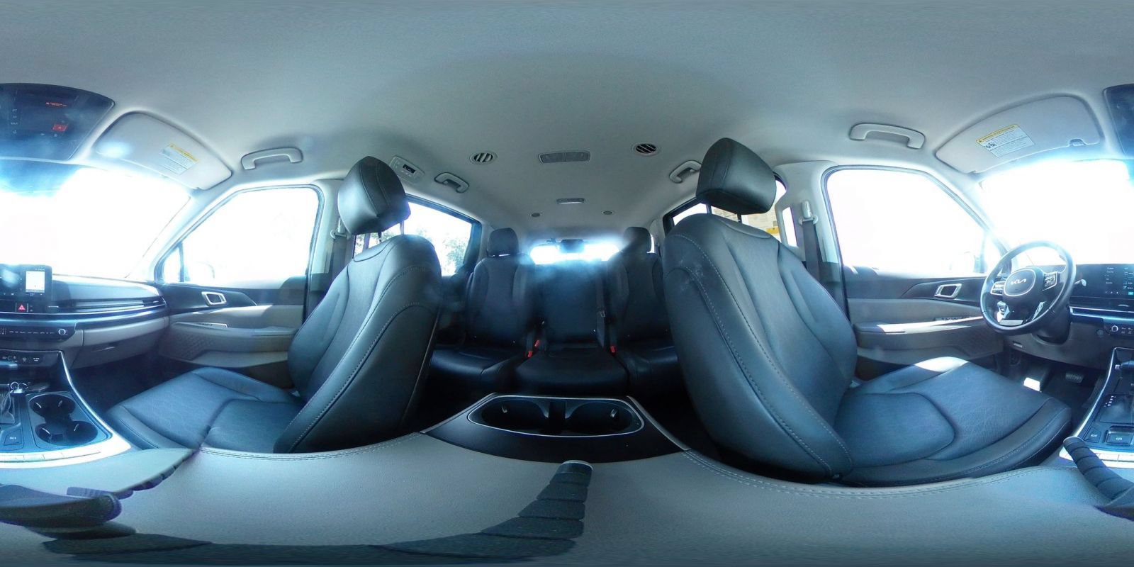 Used 2026 Kia Carnival FWD image 45