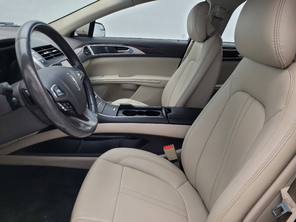 Used 2016 Lincoln MKZ image 17