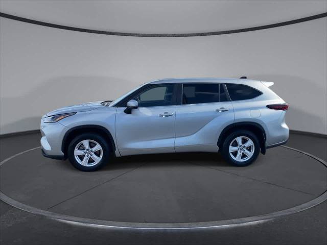 Certified 2024 Toyota Highlander LE AWD/4WD image 6