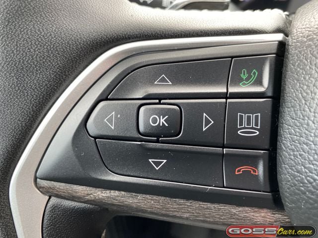 Certified 2025 Jeep Grand Cherokee L Limited w/ Black Appearance Package AWD/4WD image 19
