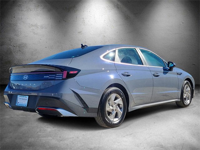 New 2026 Hyundai Sonata SE image 3