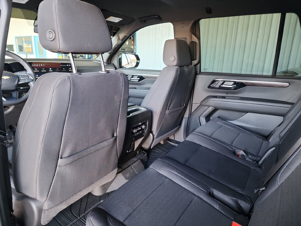 Used 2026 Chevrolet Tahoe LS w/ LPO, Dark Essentials Package AWD/4WD image 38