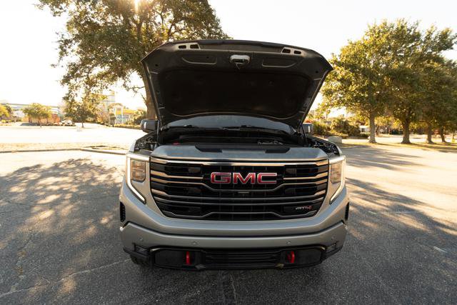 Used 2024 GMC Sierra 1500 AT4 w/ Technology Package image 9