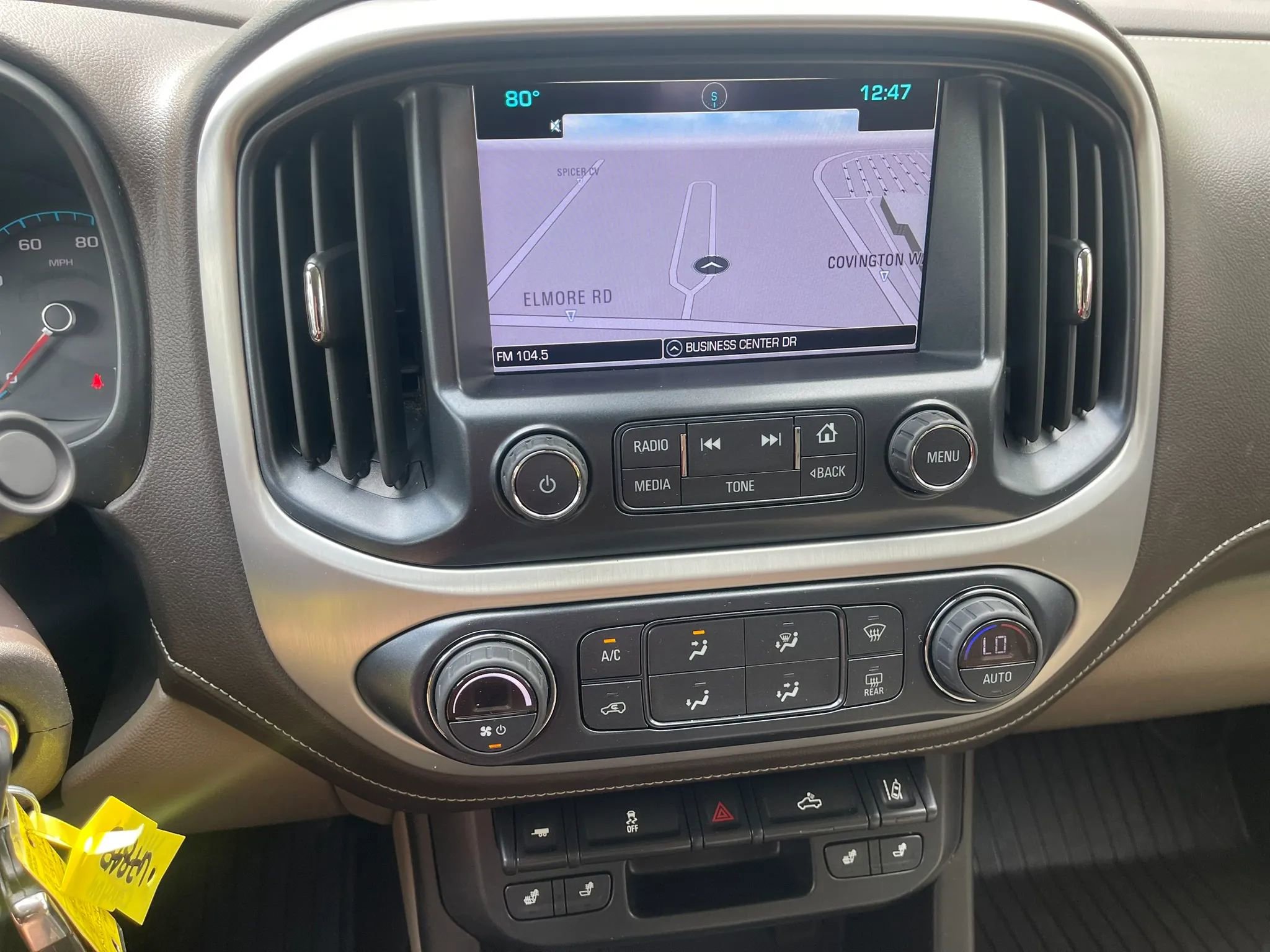 Used 2018 GMC Canyon SLT w/ Driver Alert Package AWD/4WD image 17