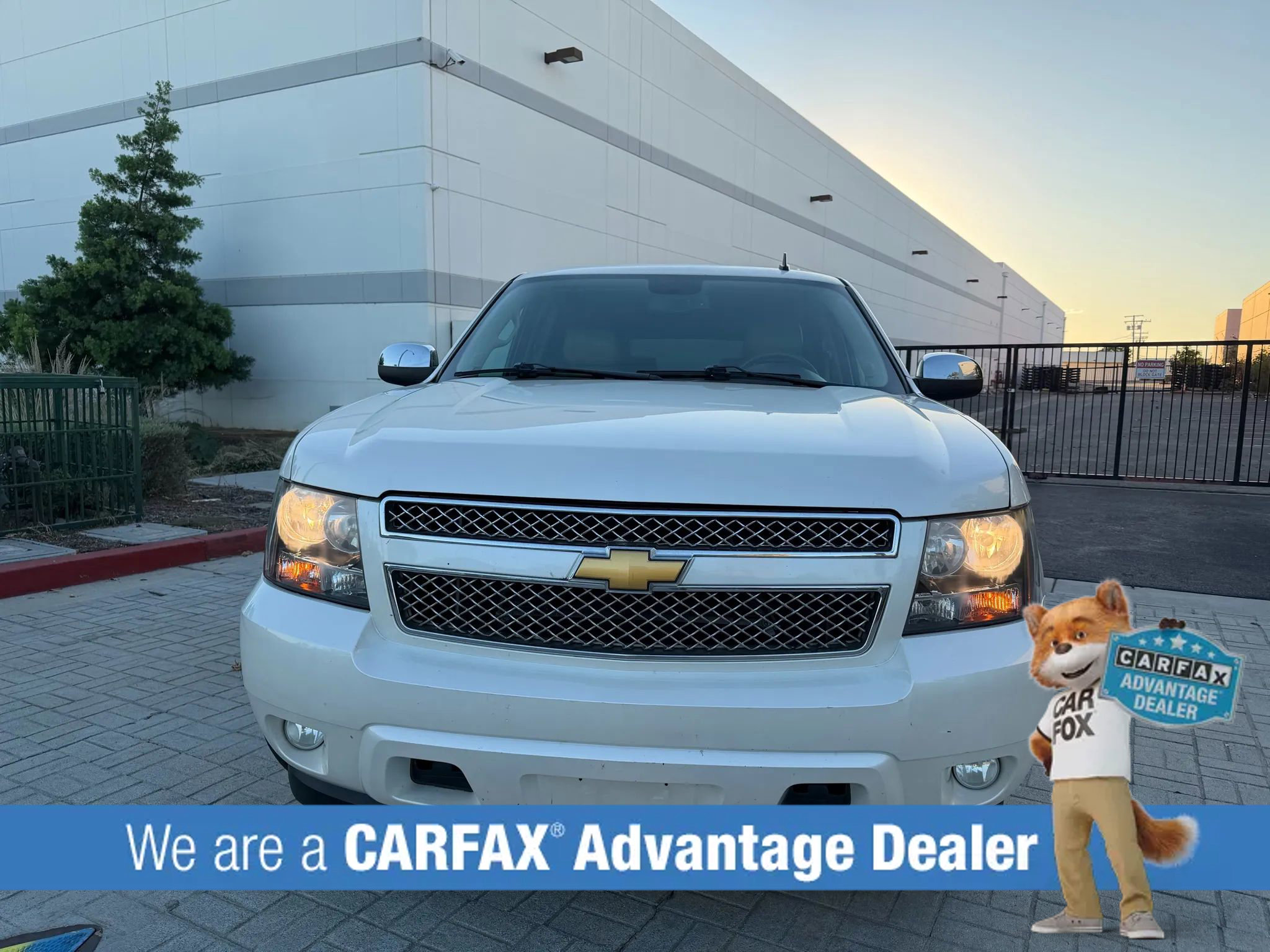 Used 2013 Chevrolet Suburban LTZ image 4