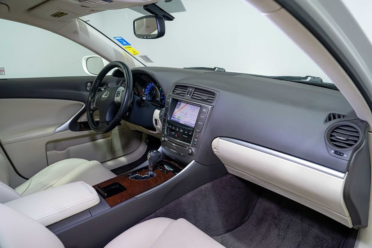 Used 2013 Lexus IS 250 w/ Premium Pkg Value Edition RWD image 16