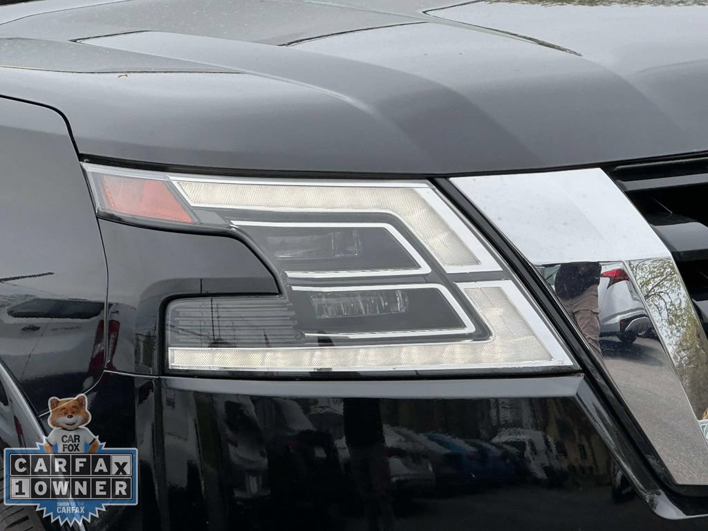 Used 2022 Nissan Armada Platinum w/ Captain's Chairs Package AWD/4WD image 13