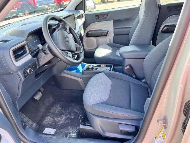 New 2025 Ford Maverick XLT image 21