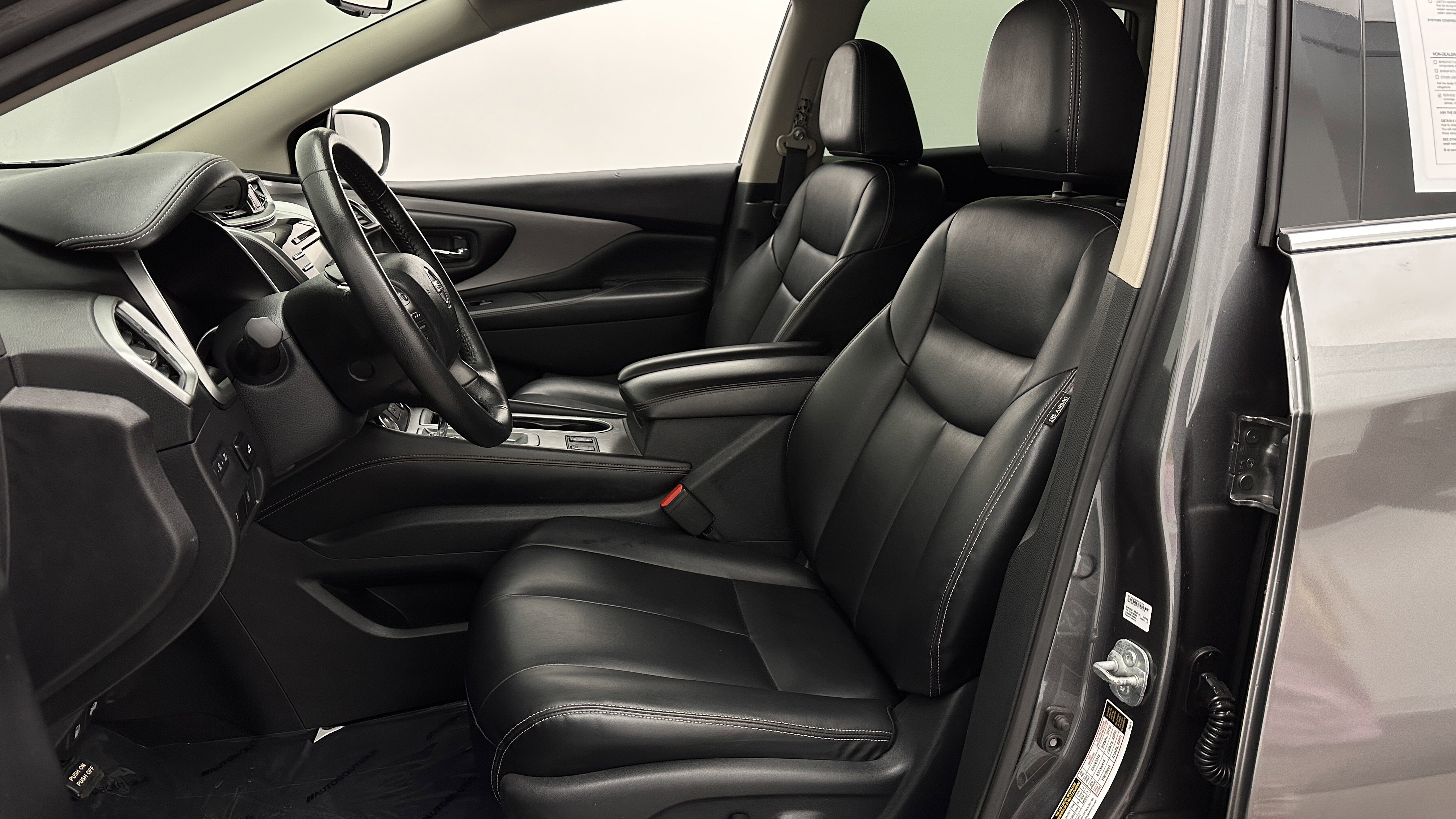 Used 2022 Nissan Murano SV FWD image 14