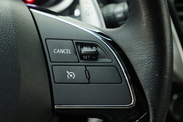 Used 2023 Mitsubishi Eclipse Cross SEL AWD/4WD image 12