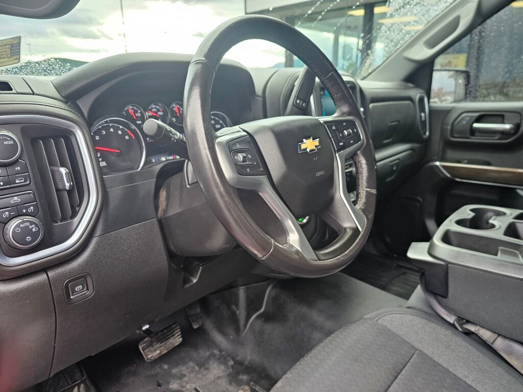 Used 2022 Chevrolet Silverado 1500 LT image 20