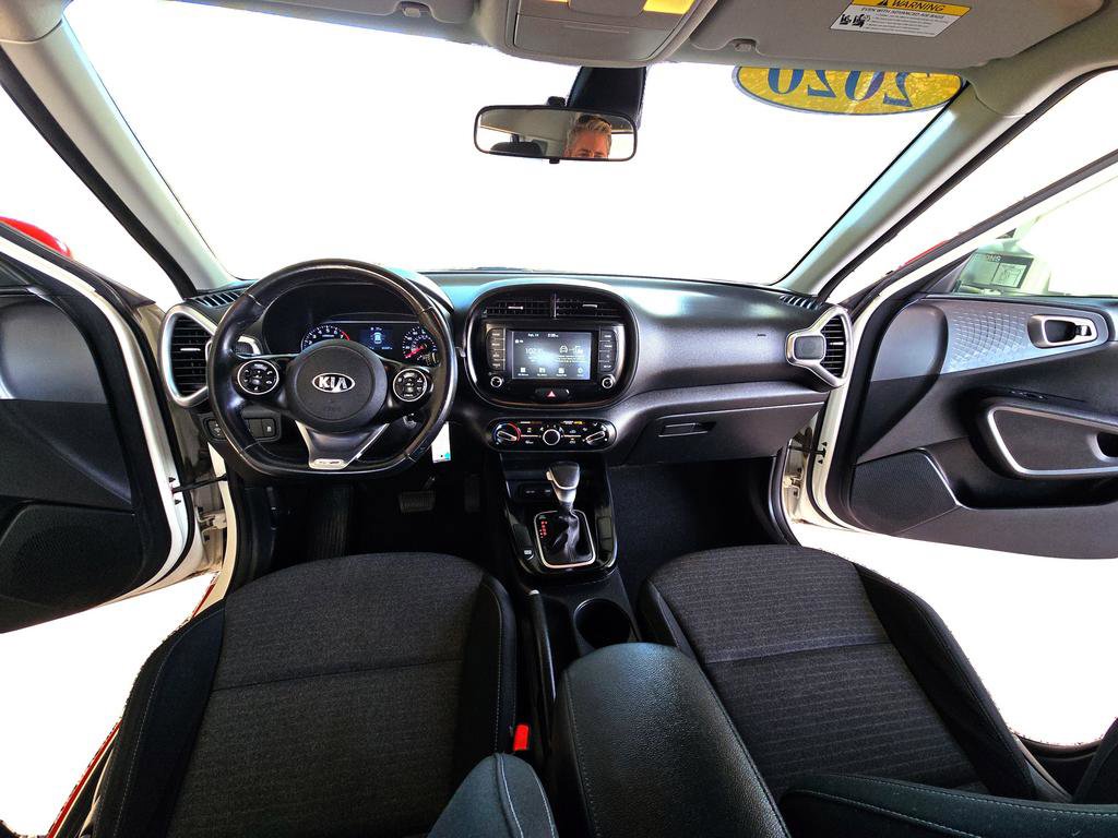 Used 2020 Kia Soul GT-Line FWD image 26