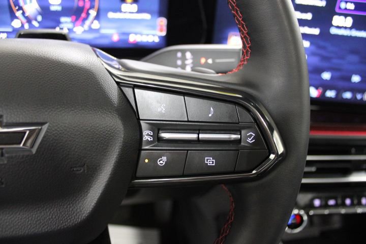 Used 2024 Chevrolet Traverse RS w/ LPO, Floor Liner Package image 38