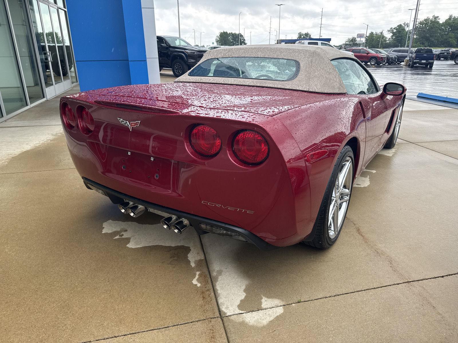 Used 2008 Chevrolet Corvette Convertible w/ Preferred Equipment Group RWD image 3