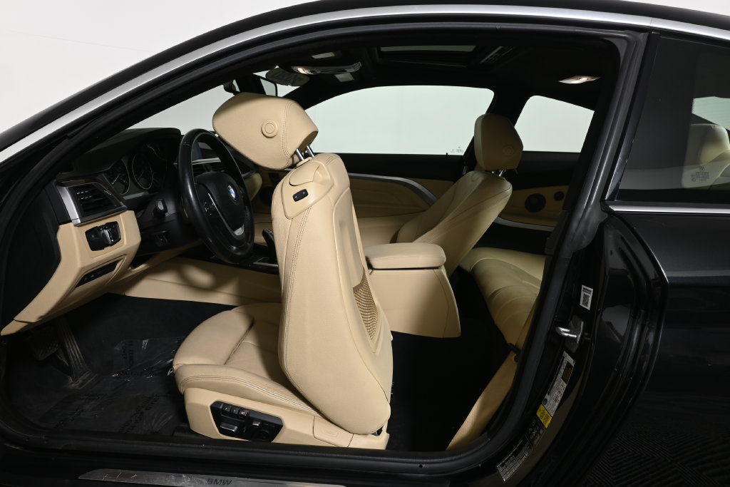Used 2020 BMW 430i xDrive Coupe AWD/4WD image 28