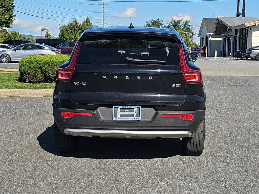 Used 2025 Volvo XC40 B5 Ultra w/ Climate Package AWD/4WD image 14