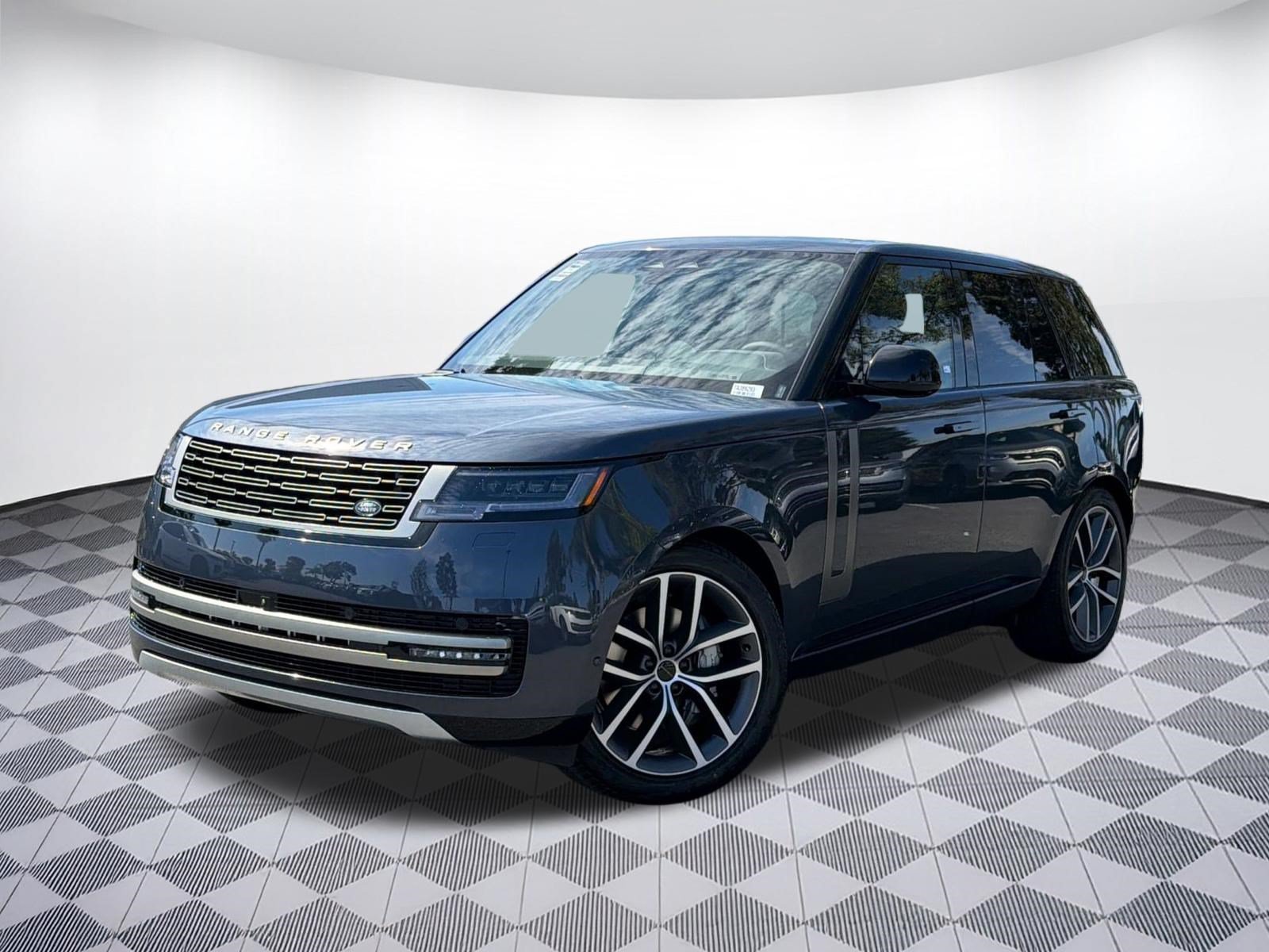 New 2026 Land Rover Range Rover SE
