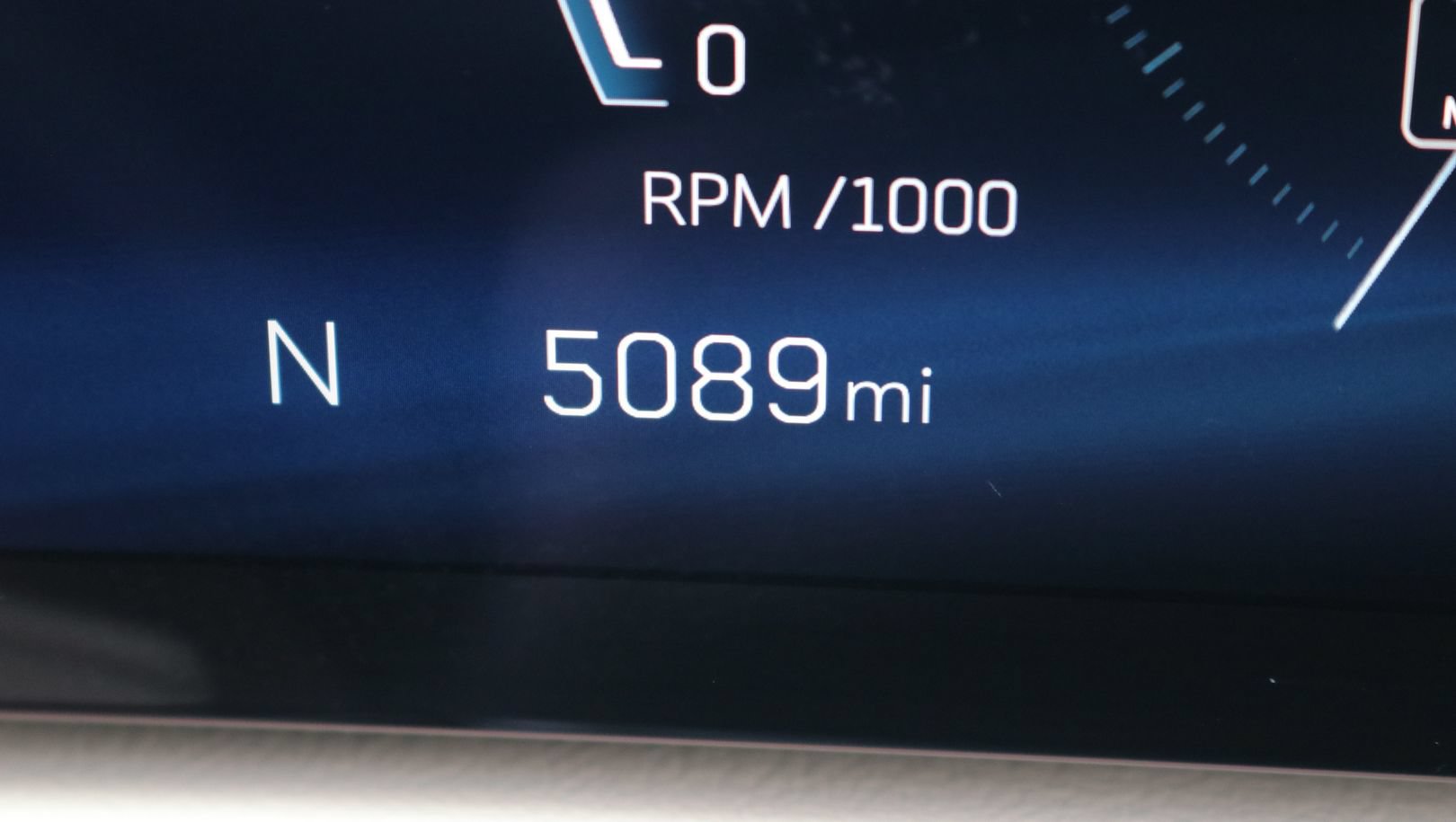 Certified 2025 Cadillac XT4 Premium Luxury FWD image 23