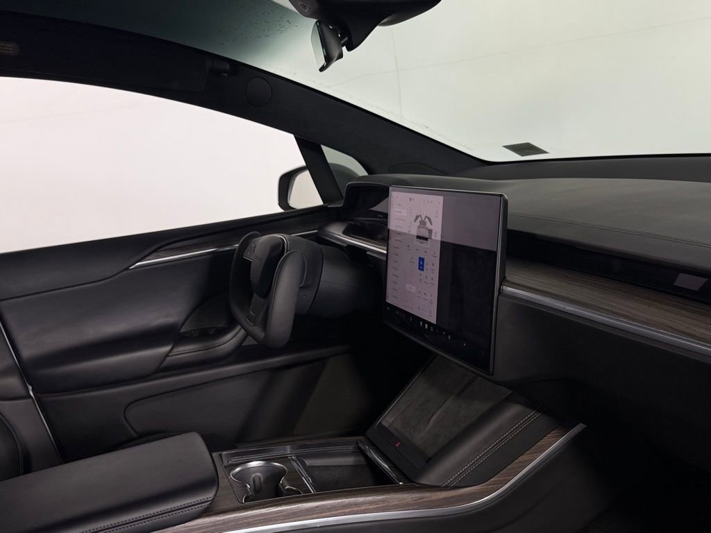 Used 2022 Tesla Model X Plaid AWD/4WD image 31