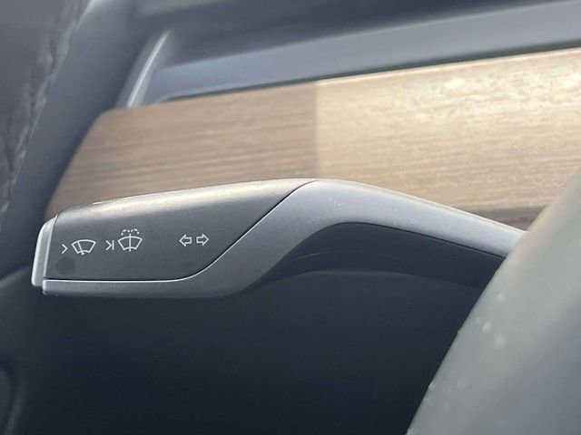 Used 2021 Tesla Model 3 Standard Range Plus image 23