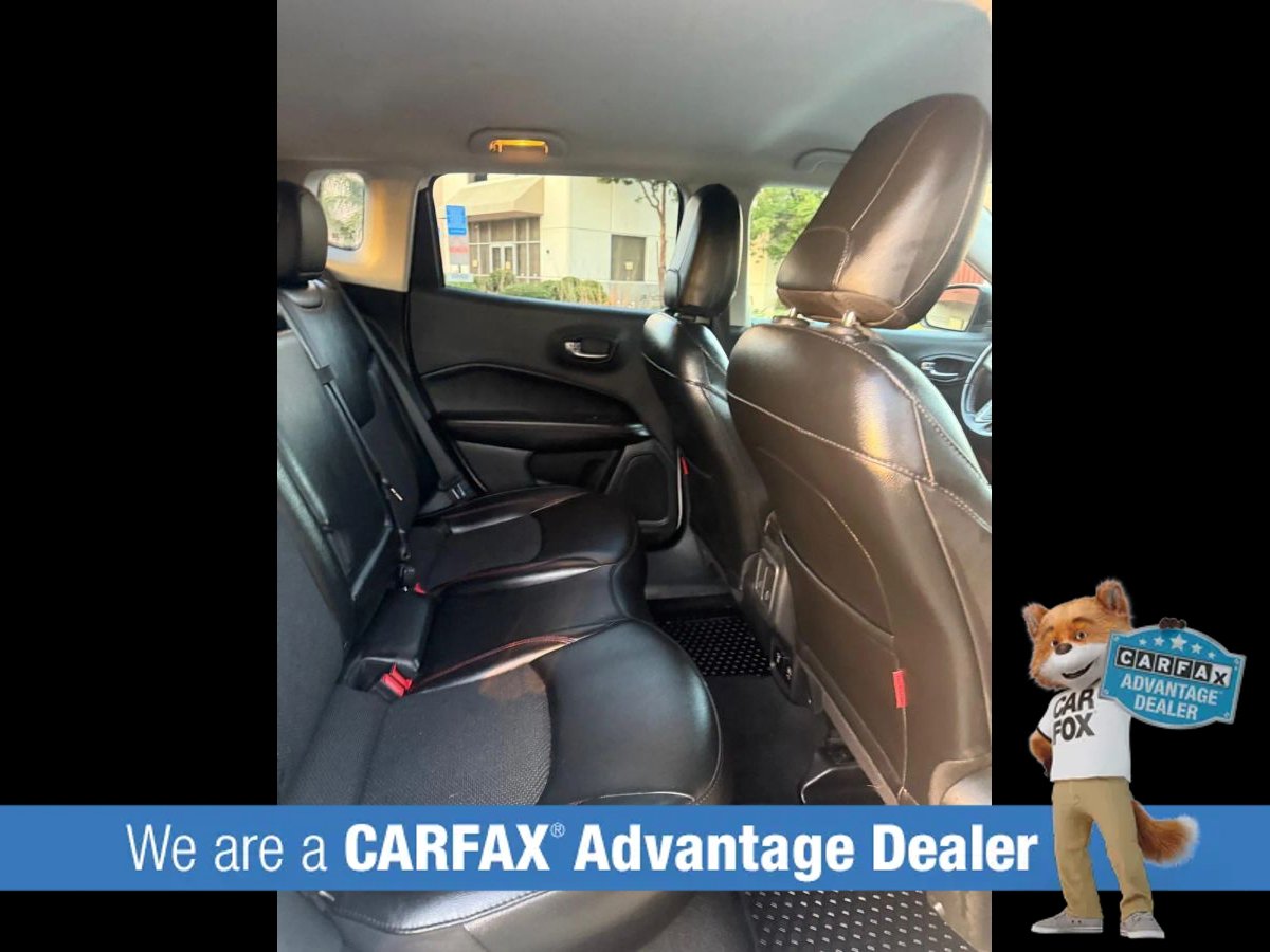 Used 2020 Jeep Compass Trailhawk AWD/4WD image 35