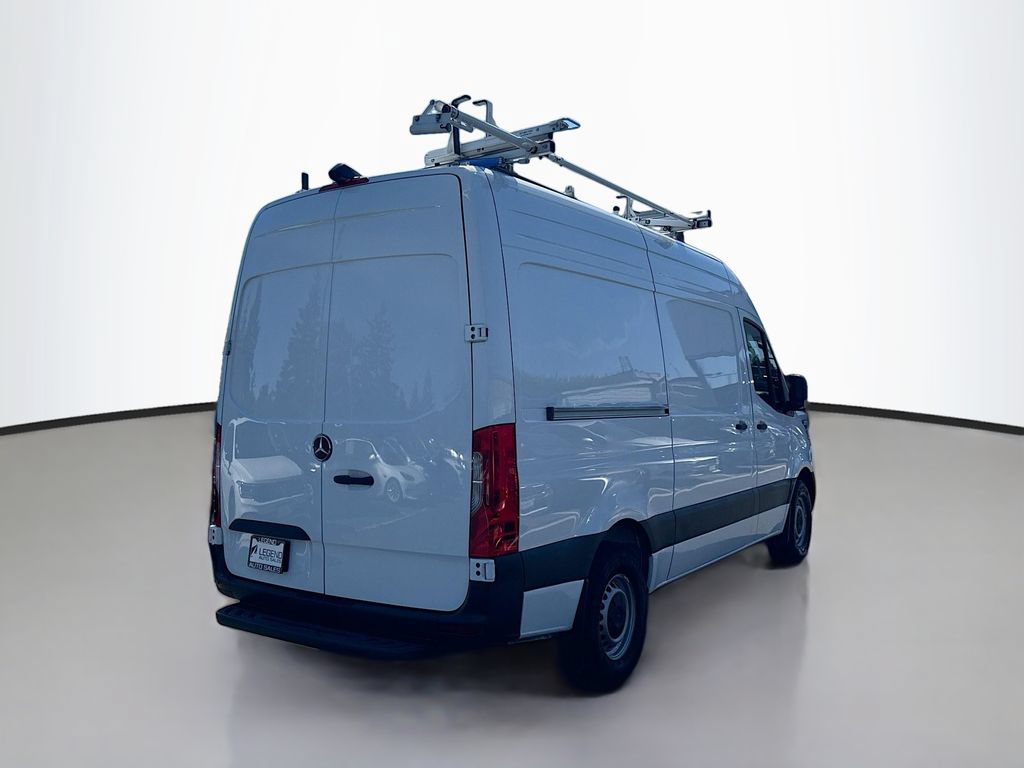 Used 2024 Mercedes-Benz Sprinter 2500 image 5