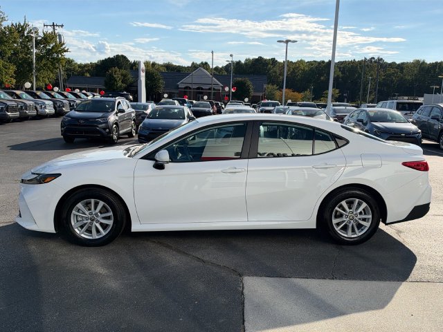 Used 2026 Toyota Camry LE w/ Convenience Package FWD image 6