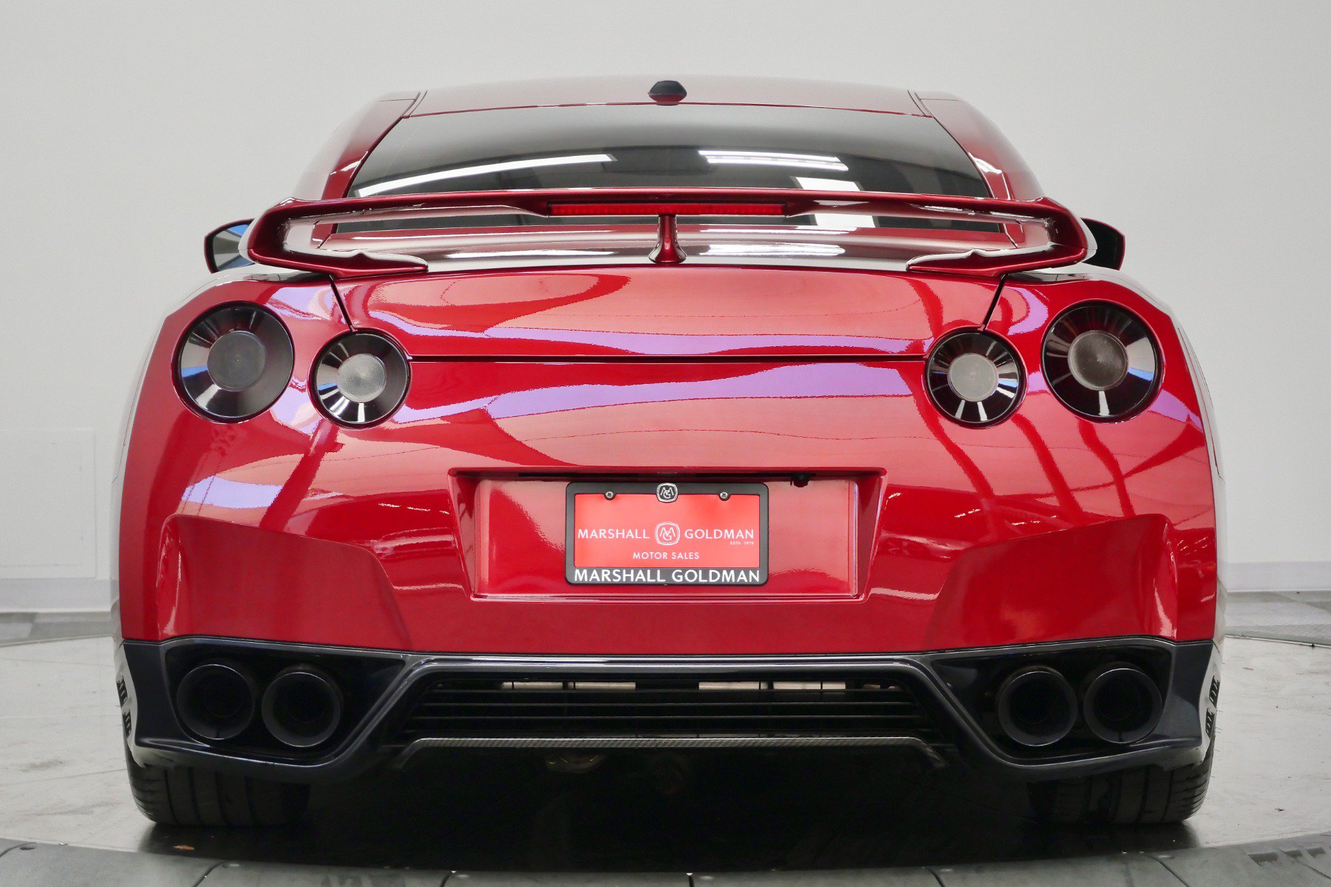 Used 2015 Nissan GT-R Premium AWD/4WD image 8