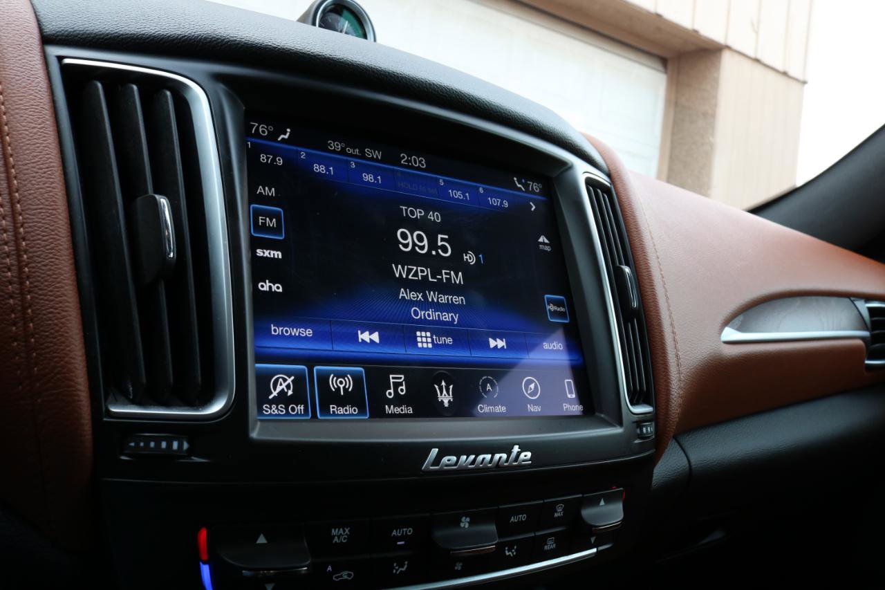 Used 2020 Maserati Levante image 35