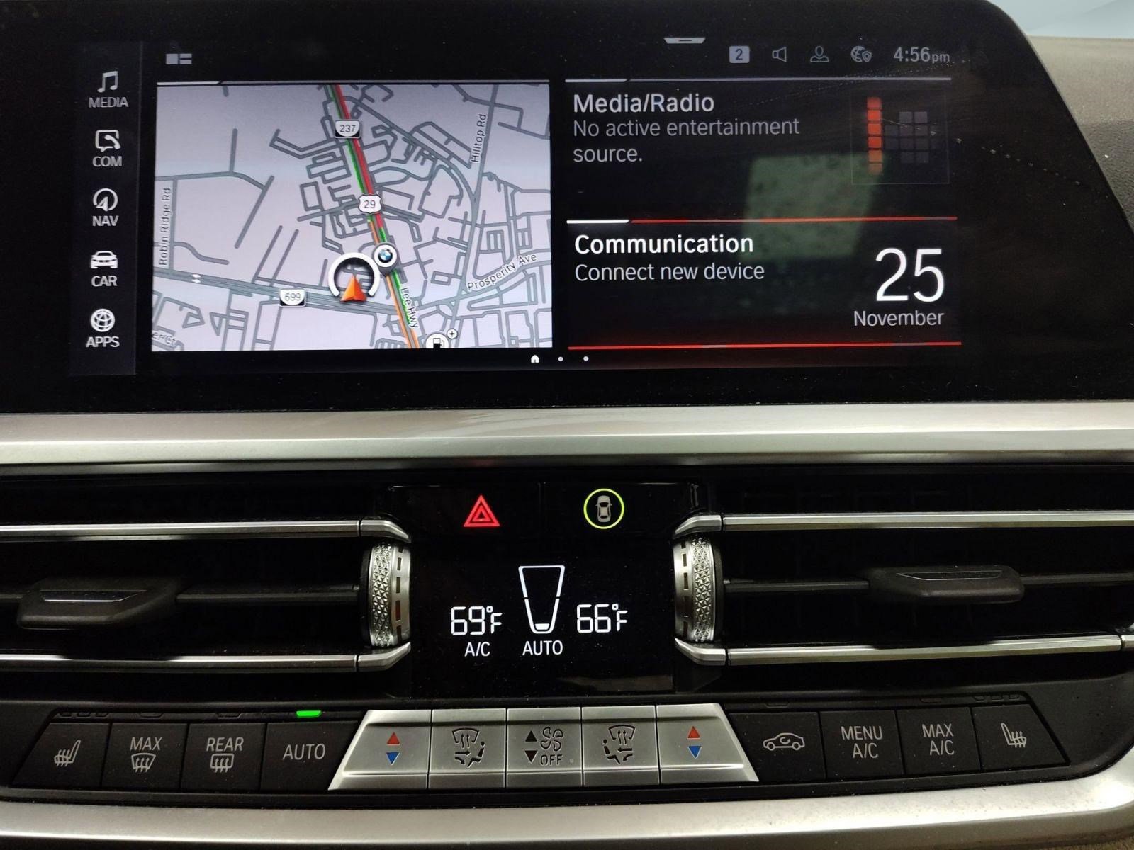 Used 2022 BMW 330i xDrive Sedan w/ Driving Assistance Package image 19