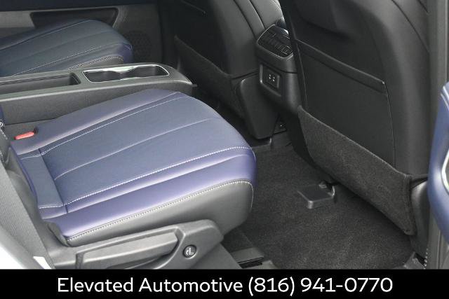 Certified 2026 INFINITI QX60 Sport w/ Dark Cargo Package AWD/4WD image 9