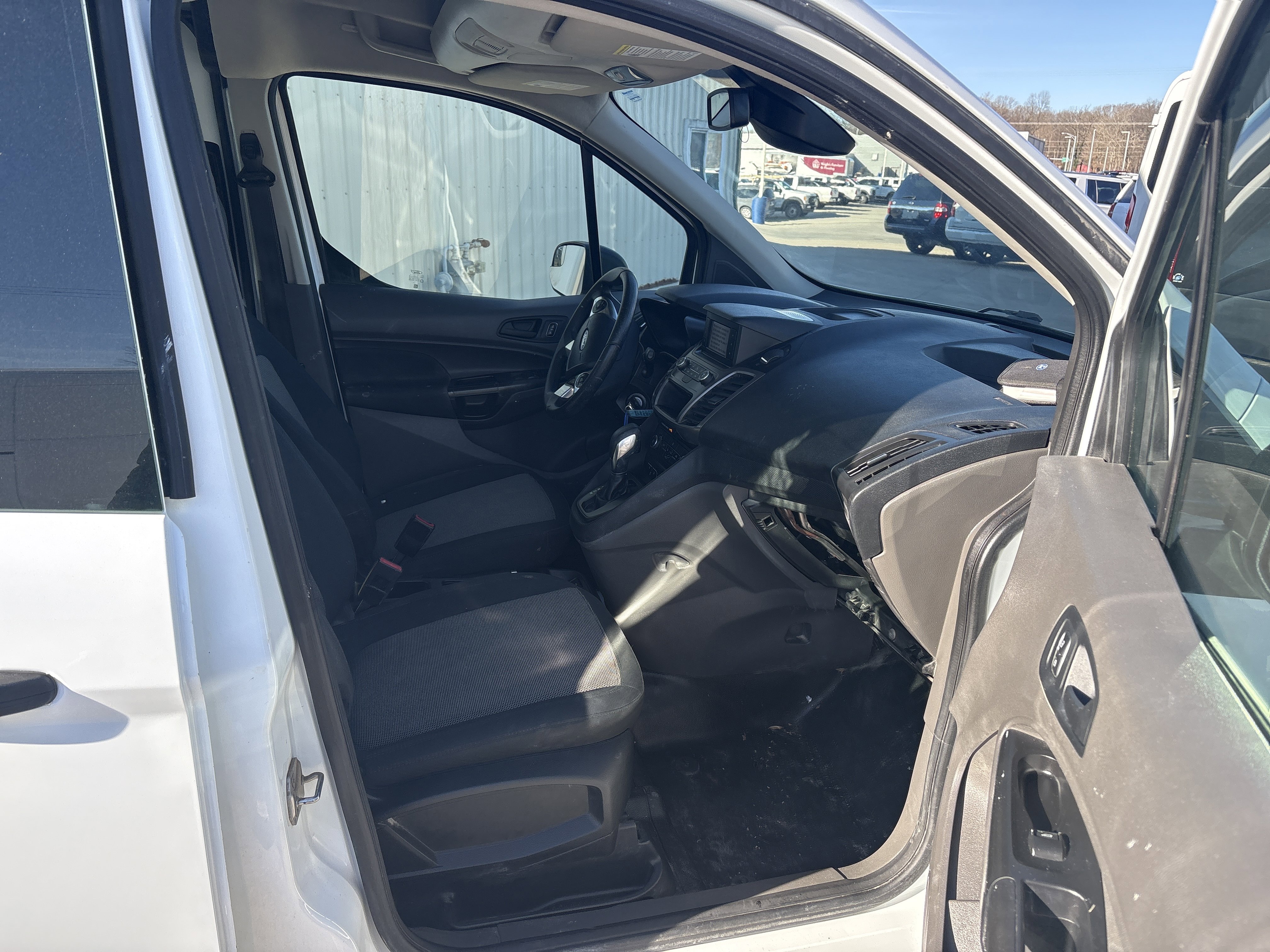 Used 2020 Ford Transit Connect XL image 7