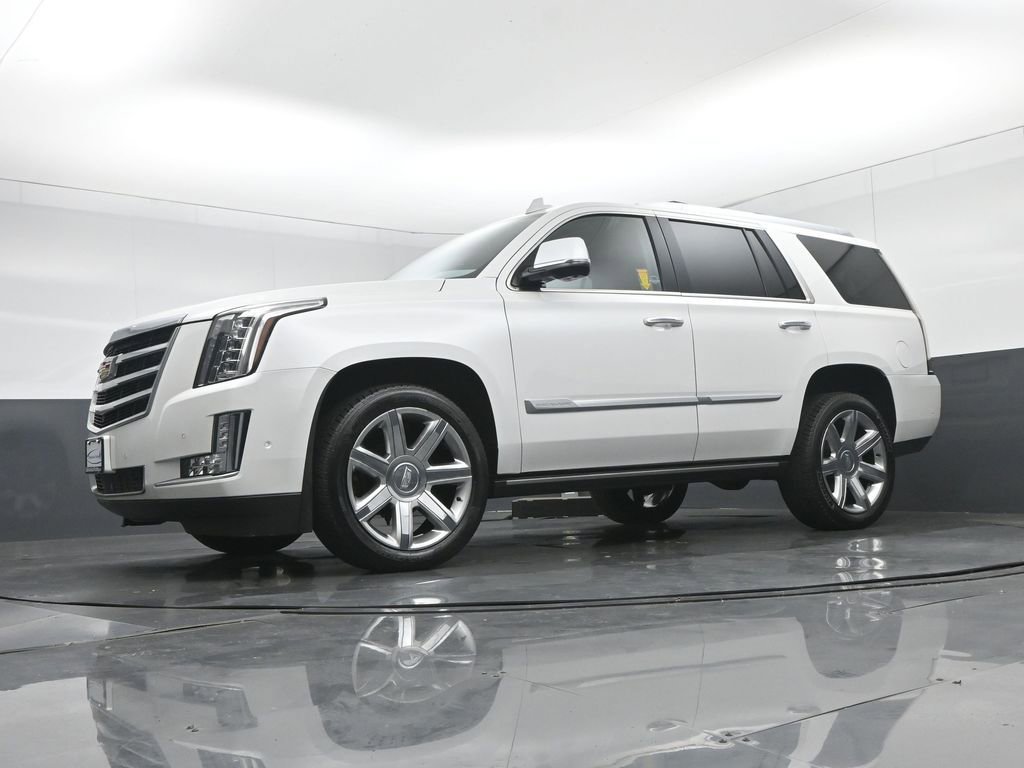 Used 2020 Cadillac Escalade Premium Luxury image 69