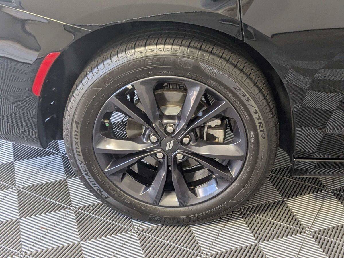 Used 2023 Dodge Charger SXT w/ Blacktop Package AWD/4WD image 8