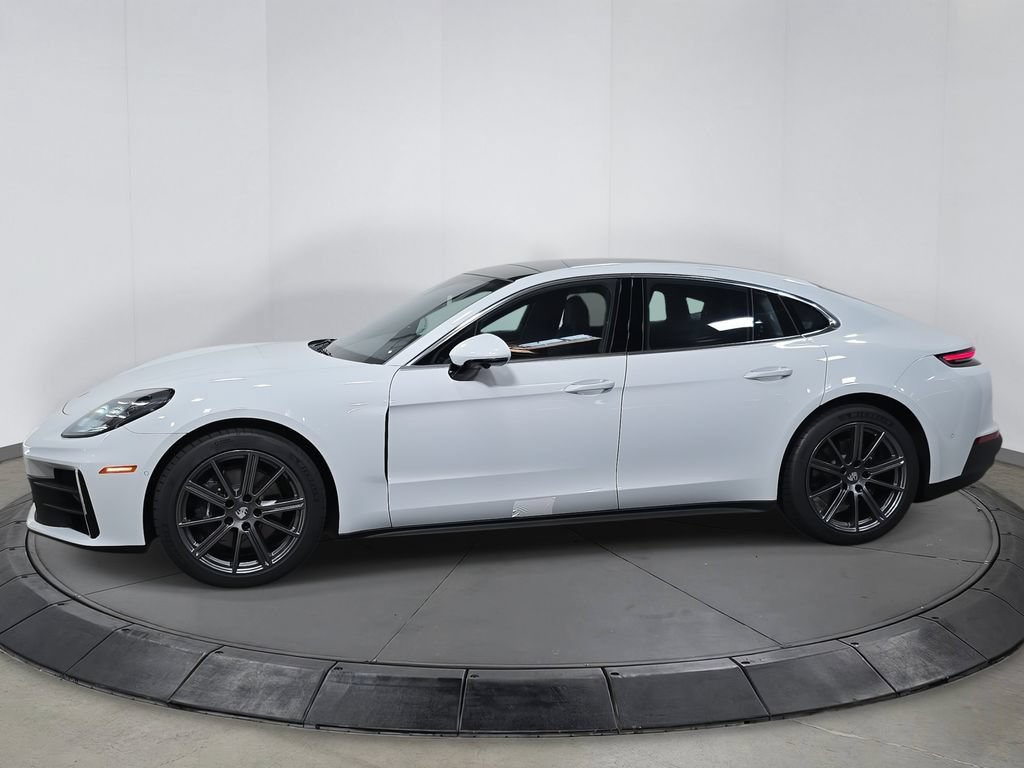 Certified 2025 Porsche Panamera RWD image 2