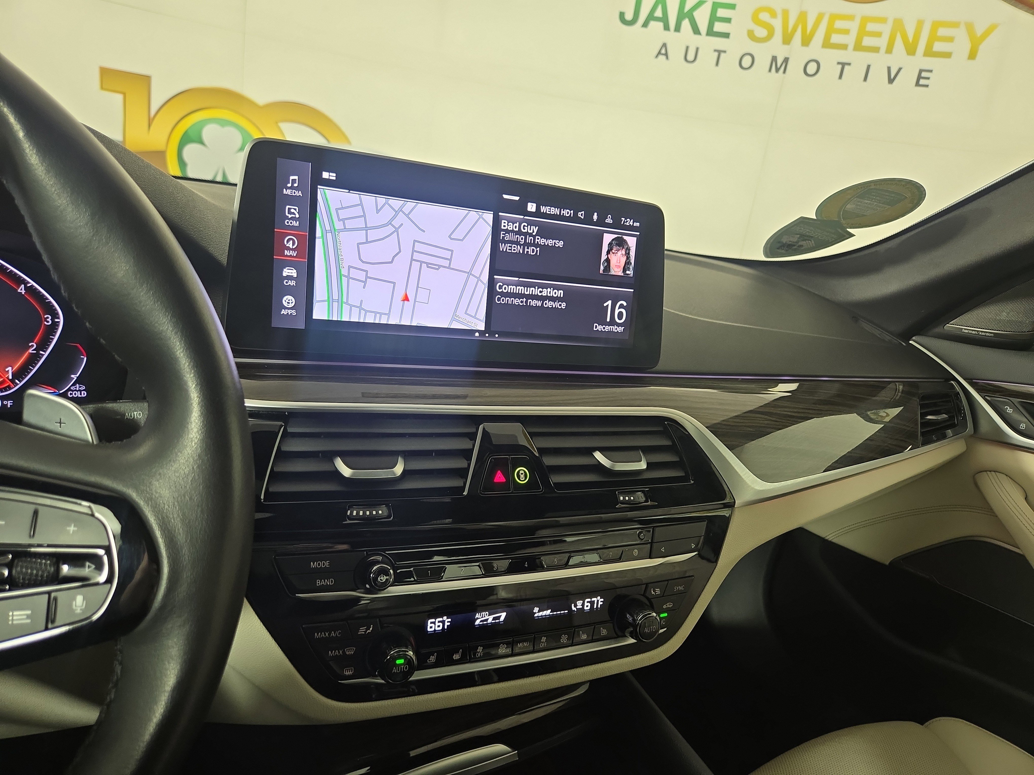 Used 2022 BMW 530i xDrive w/ Executive Package image 23