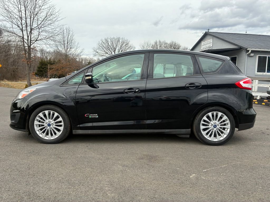 Used 2017 Ford C-MAX Energi SE image 10